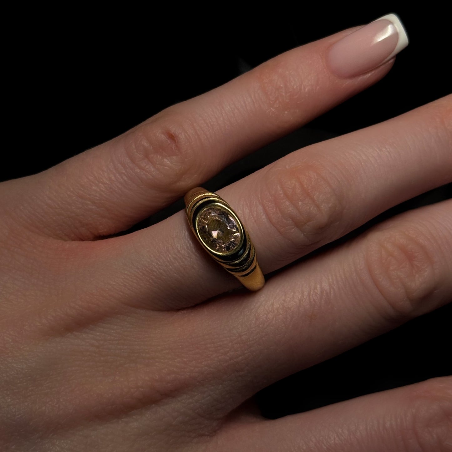 17mm. PINK OLIVE RING