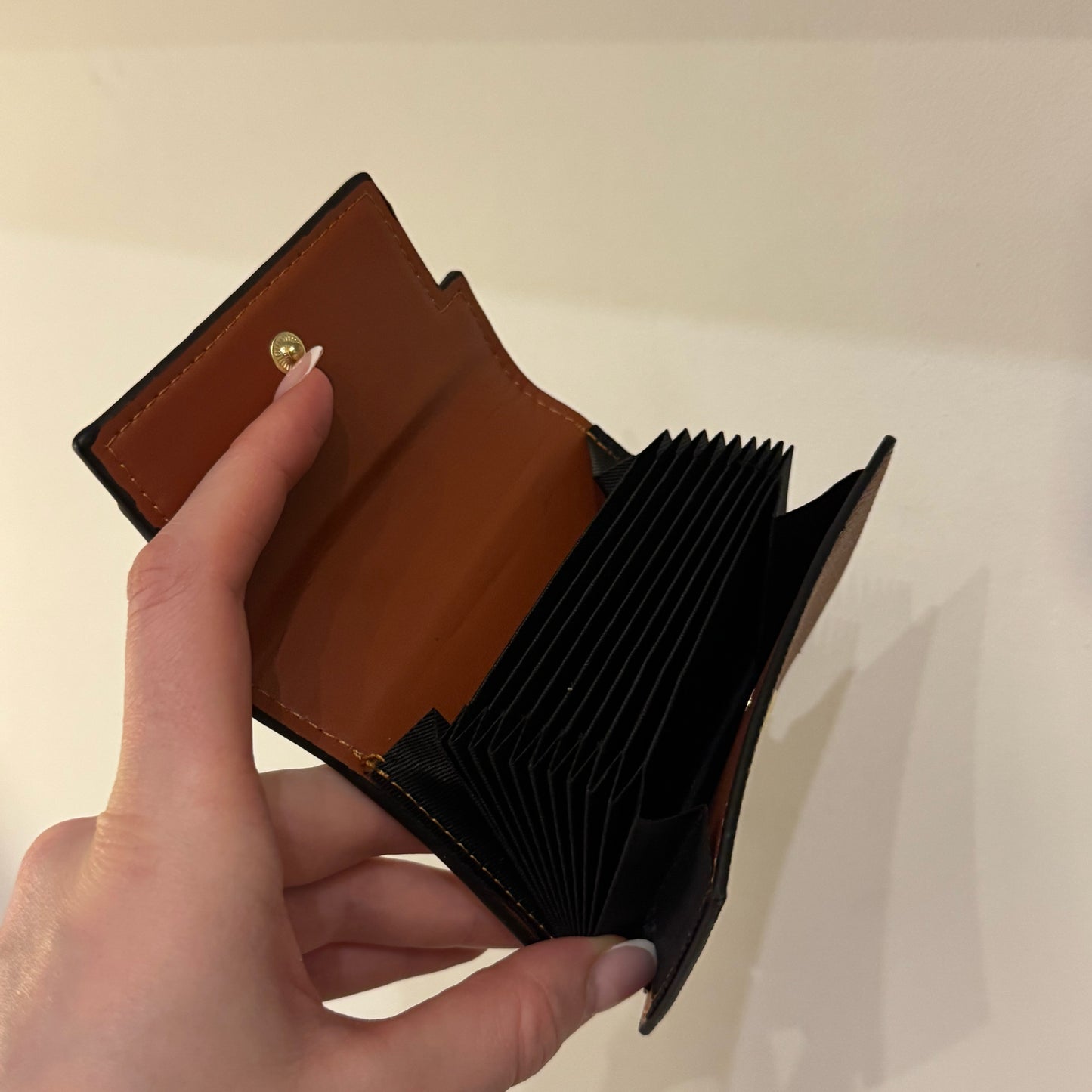 BROWN CARD WALLET