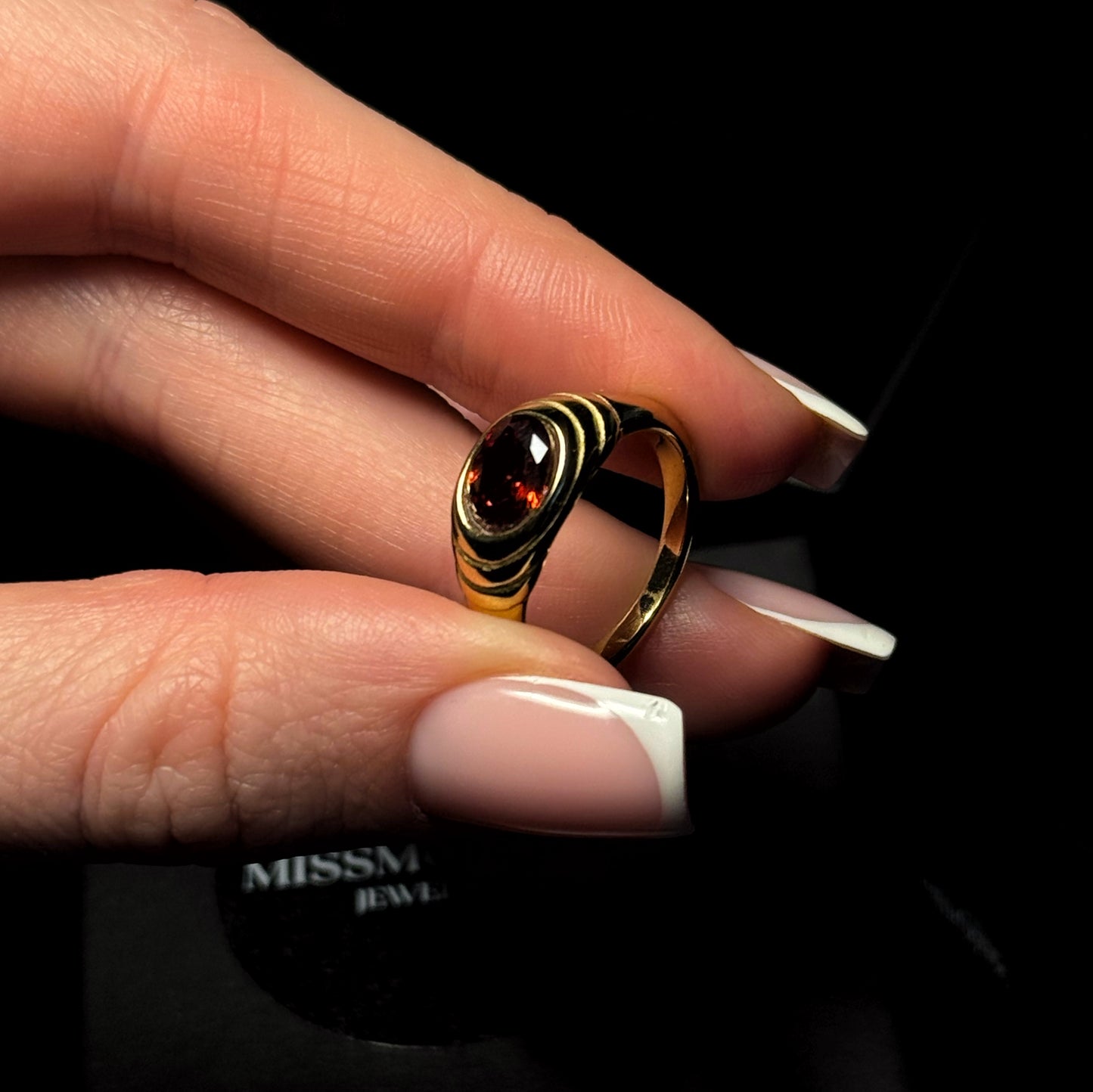 17mm. RED OLIVE RING
