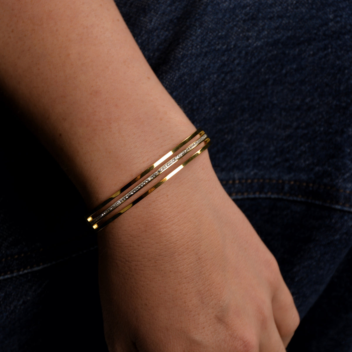 RICORDIA BANGLE BRACELET