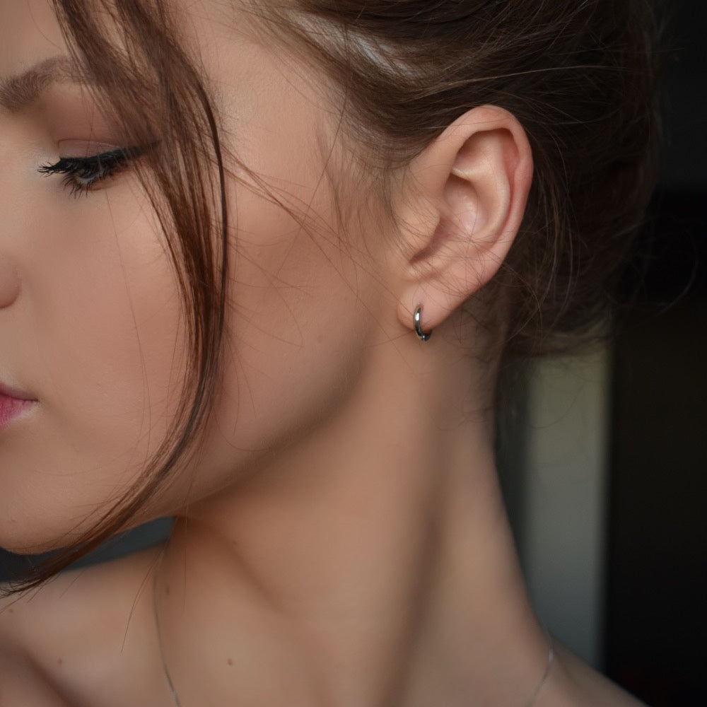 HOOPY EARRINGS