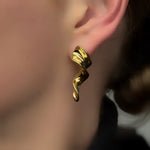 TWISTED TWIRL EARRINGS