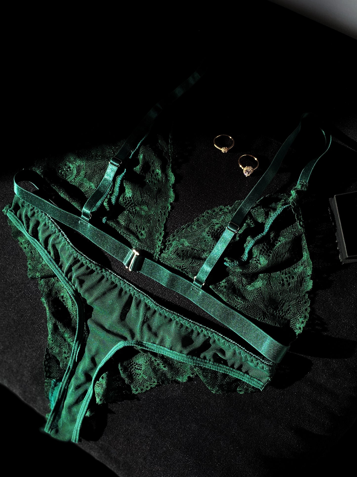 EMERALD SET