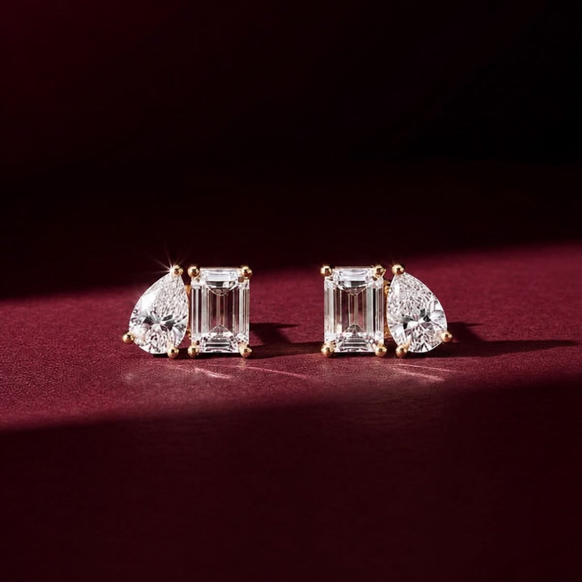 KOLLY DAINTY EARRINGS