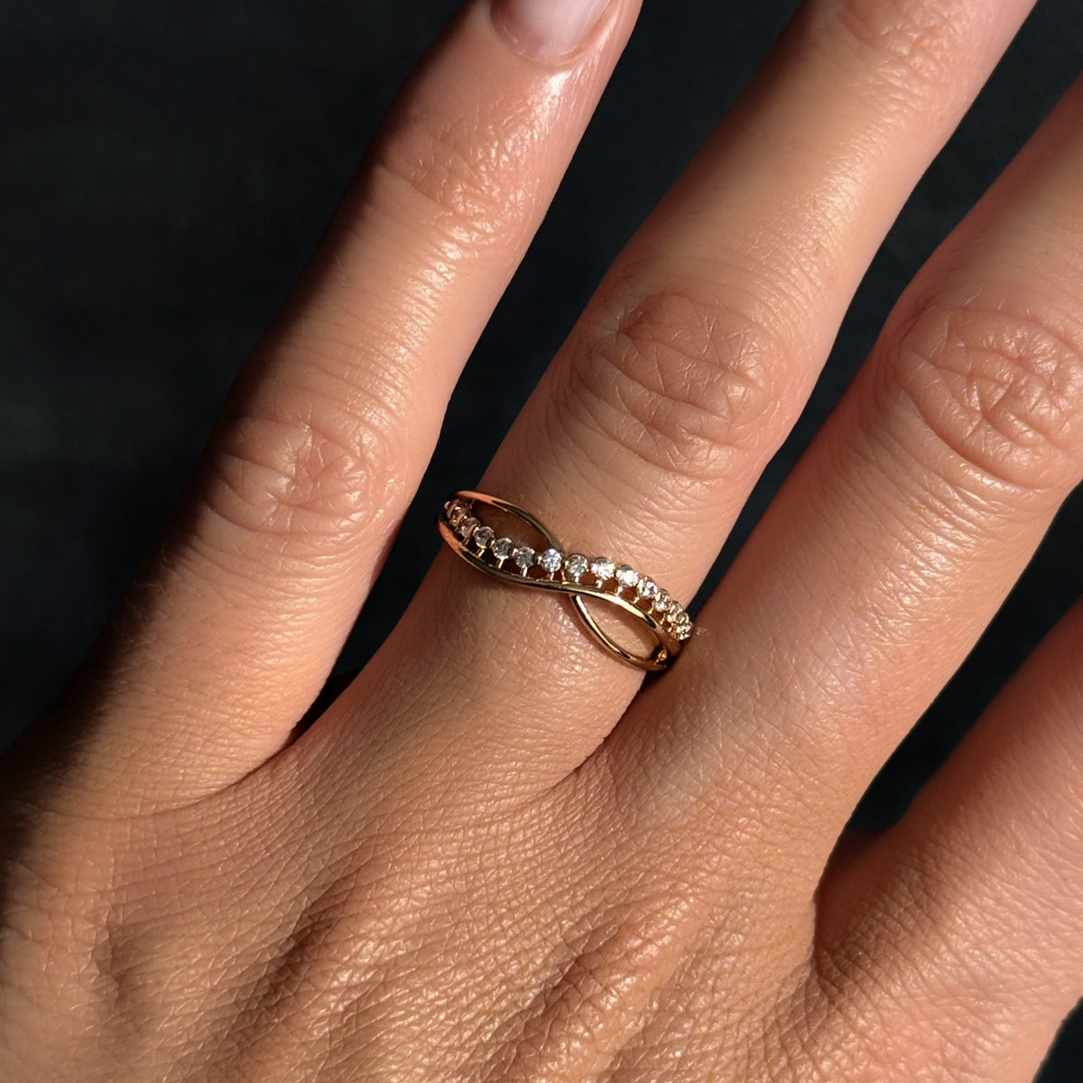 DAINTY WEAVE RING