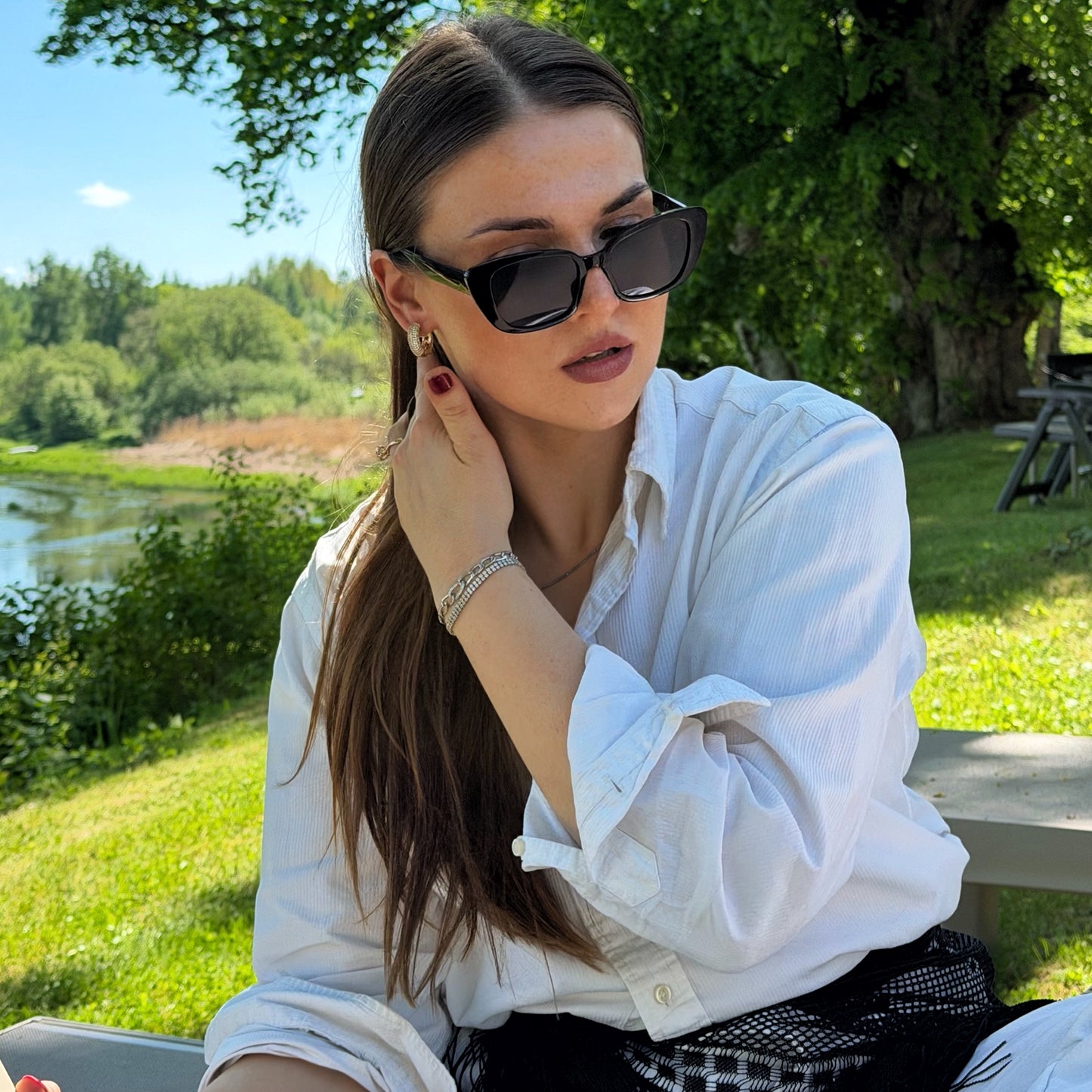 ALLURE HOOP EARRINGS