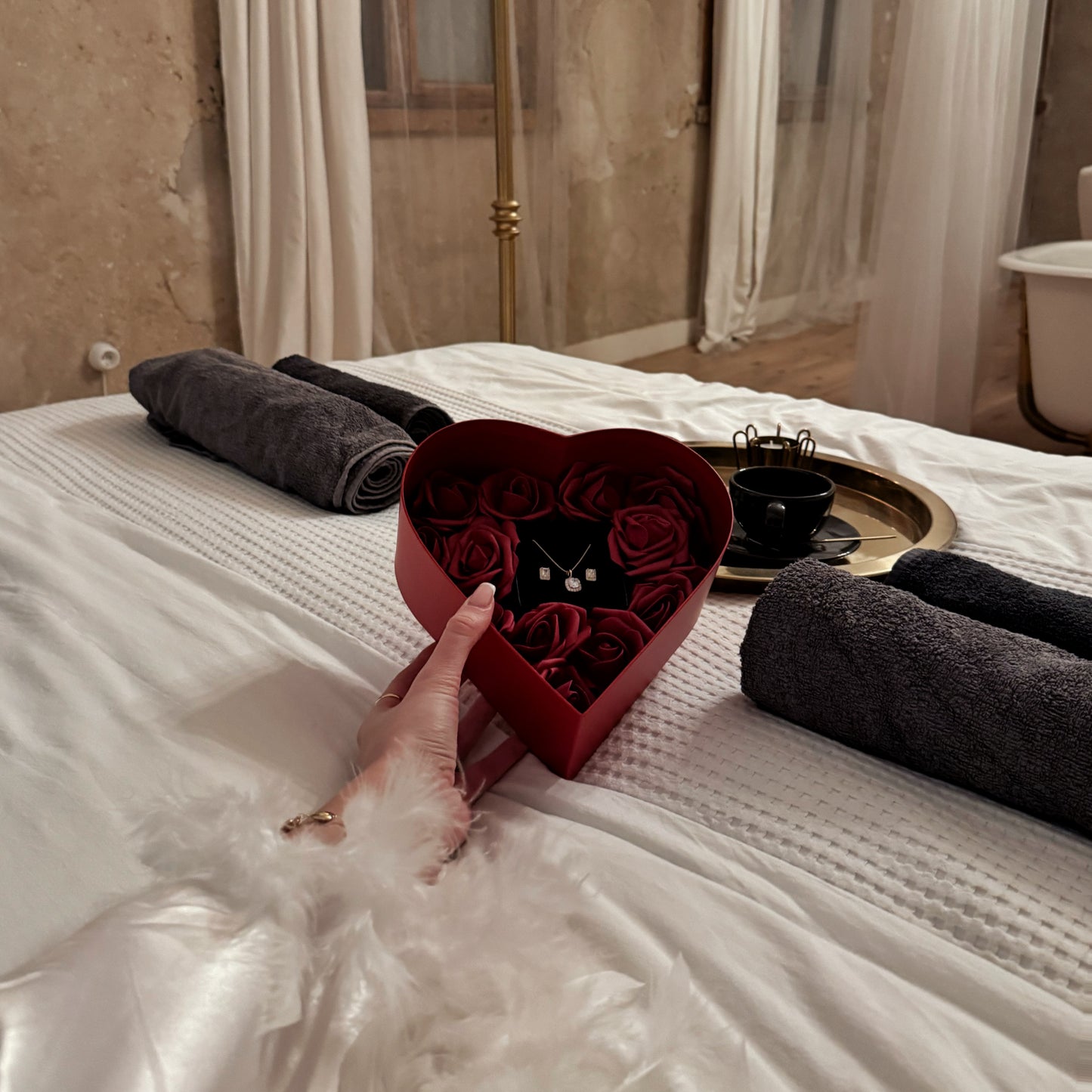 LUXE ROSE DĀVANU KASTE