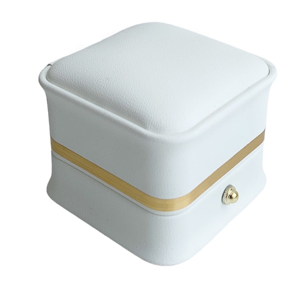 WHITE LUXE BOX