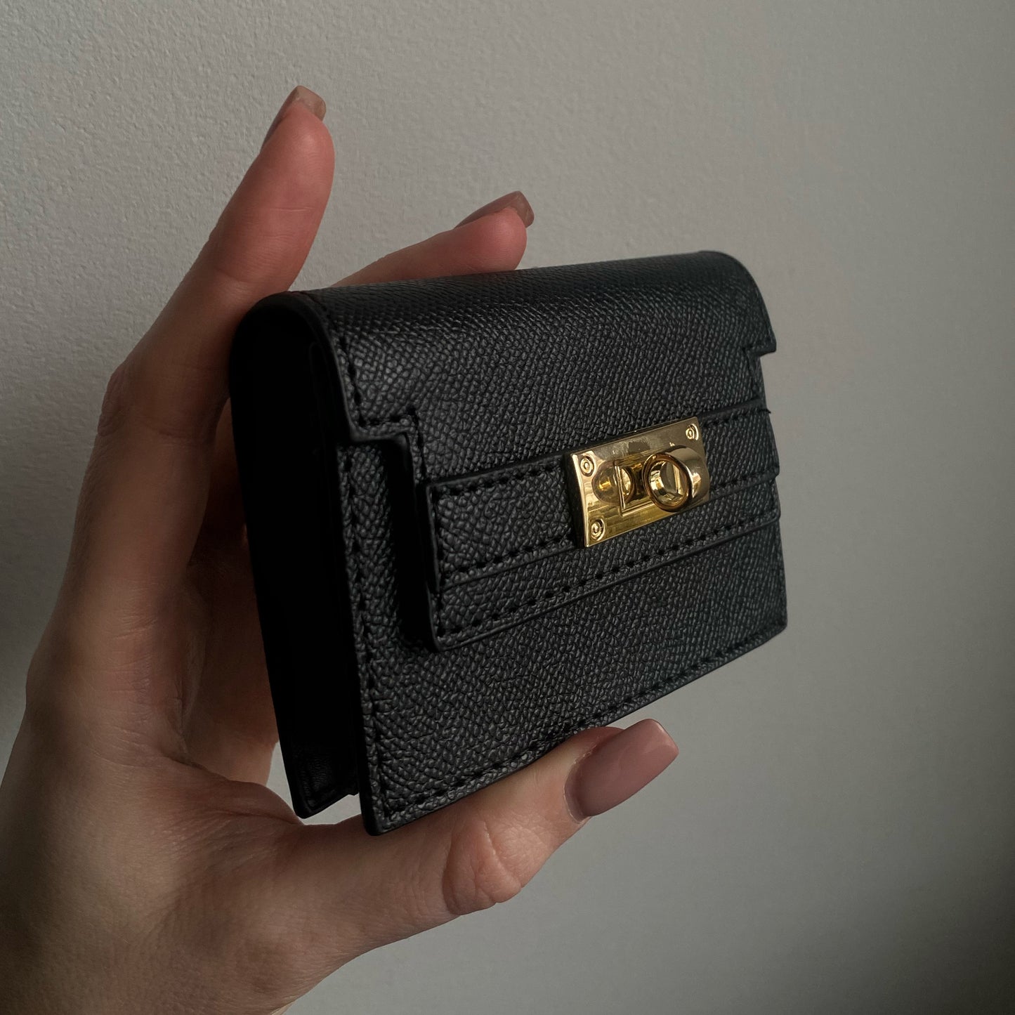 BLACK CARD WALLET