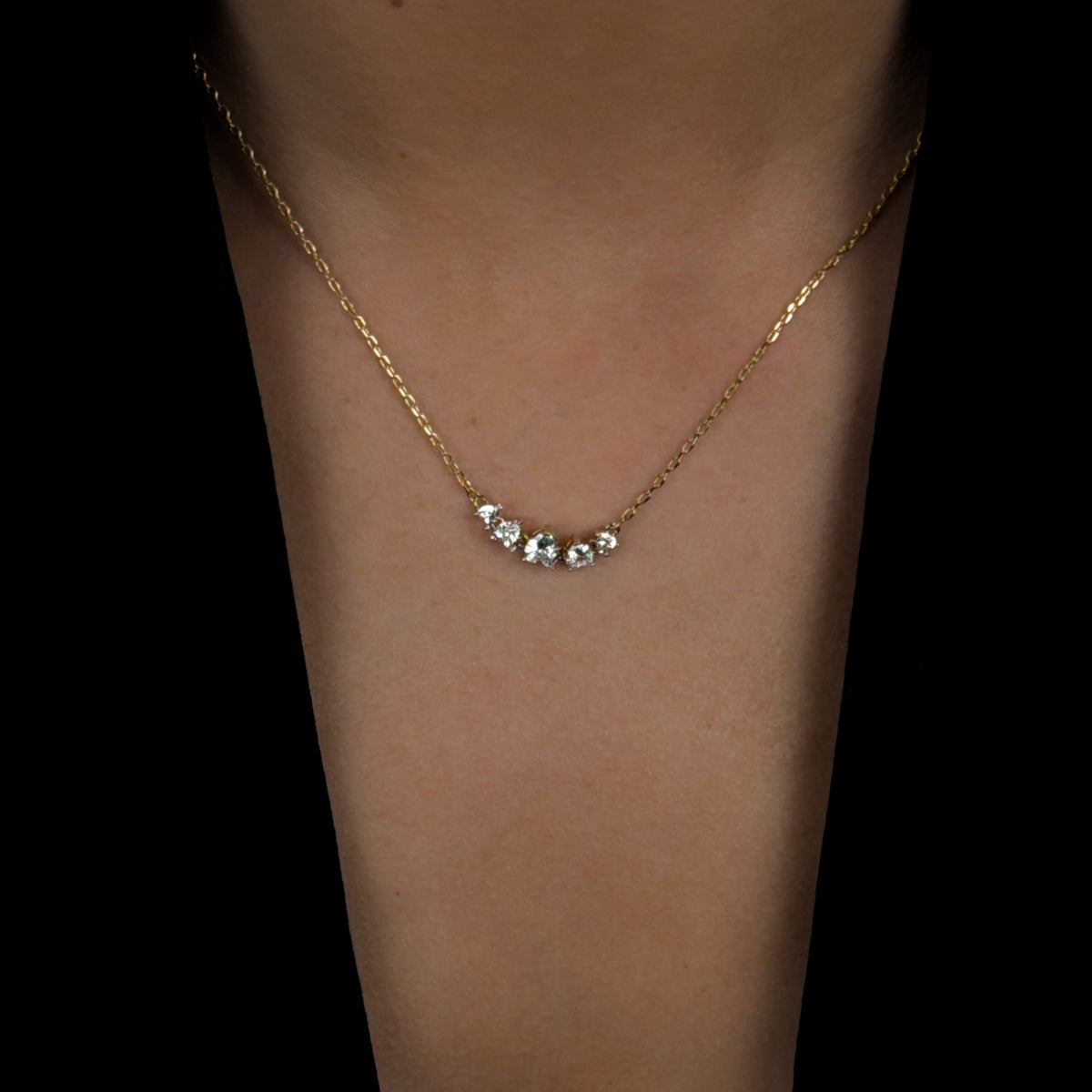 HEARTLY NECKLACE