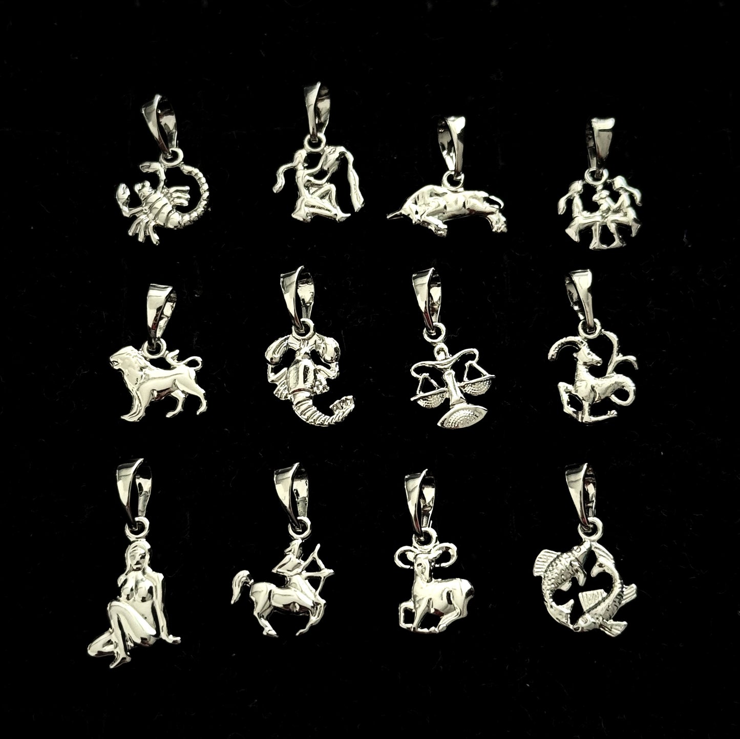 HOROSCOPE NECKLACE