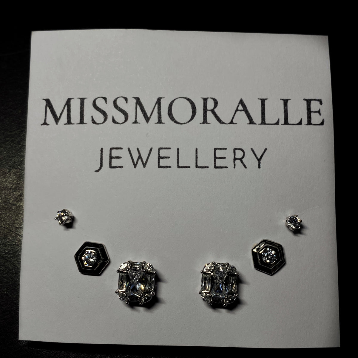 MISSMORALLE AUSKARU KOMPLEKTS