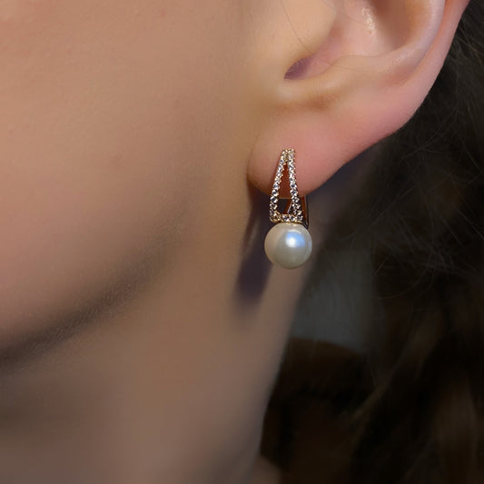 AMARA PEARL EARRINGS
