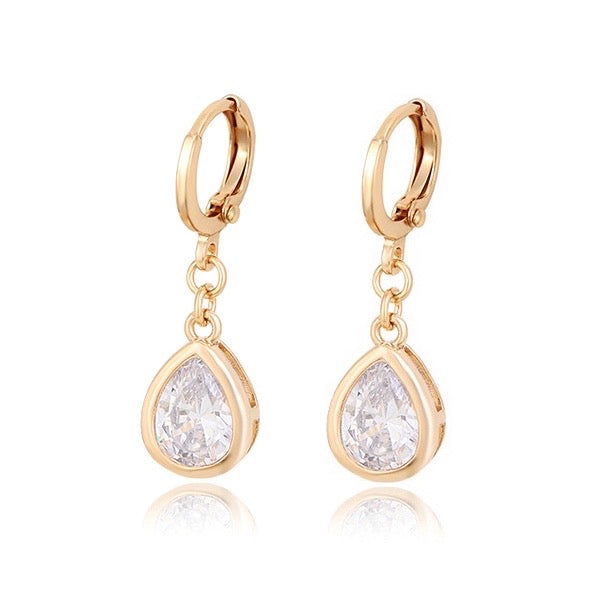 DROP EARRINGS