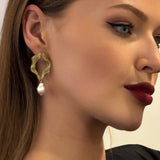 AUDREA PEARL EARRINGS