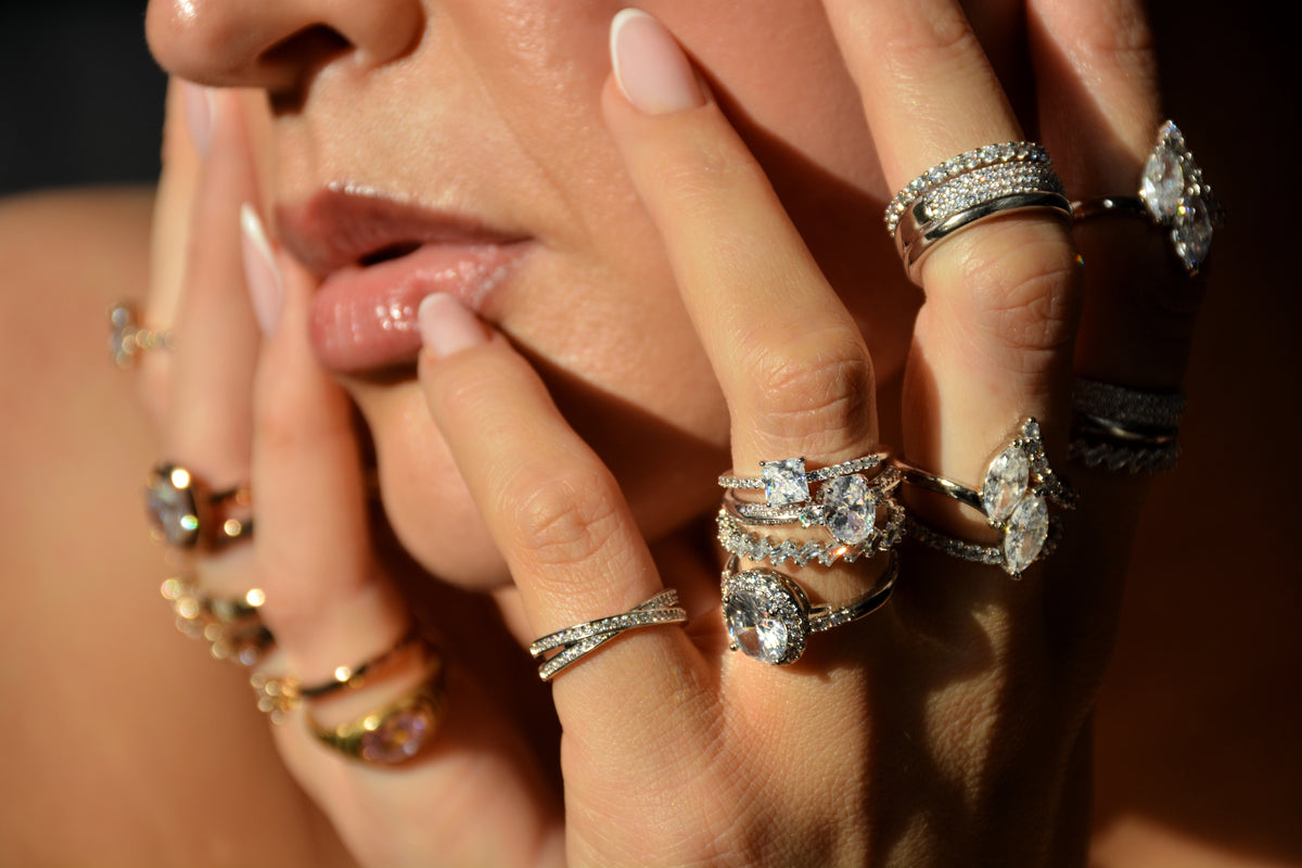 SILVER HALO LUXE RING