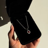 BURGUNDY VICTORIA NECKLACE